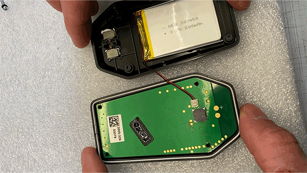 9. How To: Change hardcase & battery